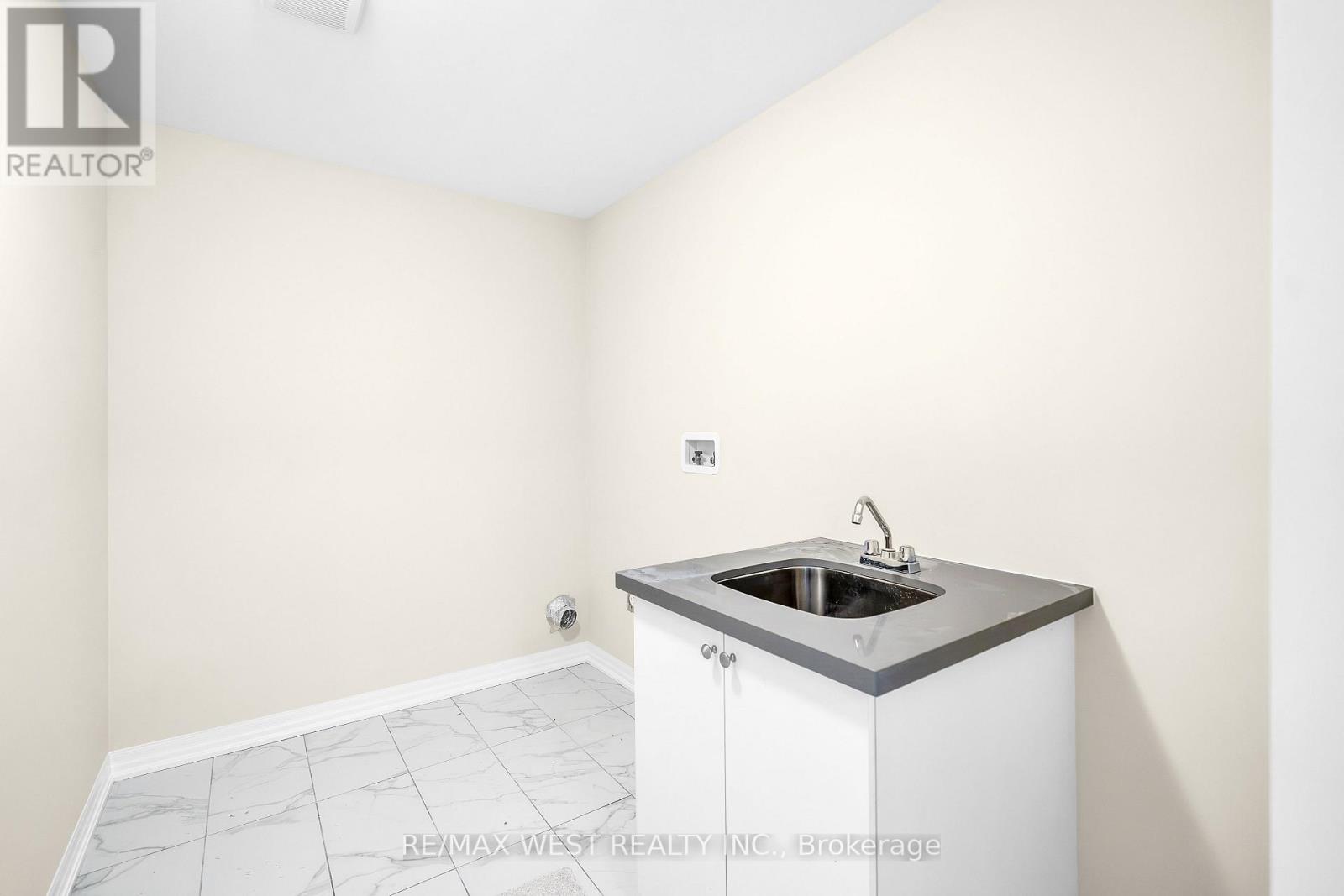 43 Ed Ewert Avenue, Clarington (Newcastle), Ontario  L1B 0W7 - Photo 15 - E13821650