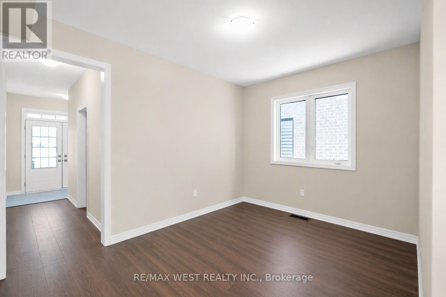 43 Ed Ewert Avenue, Clarington (Newcastle), Ontario  L1B 0W7 - Photo 8 - E13821650