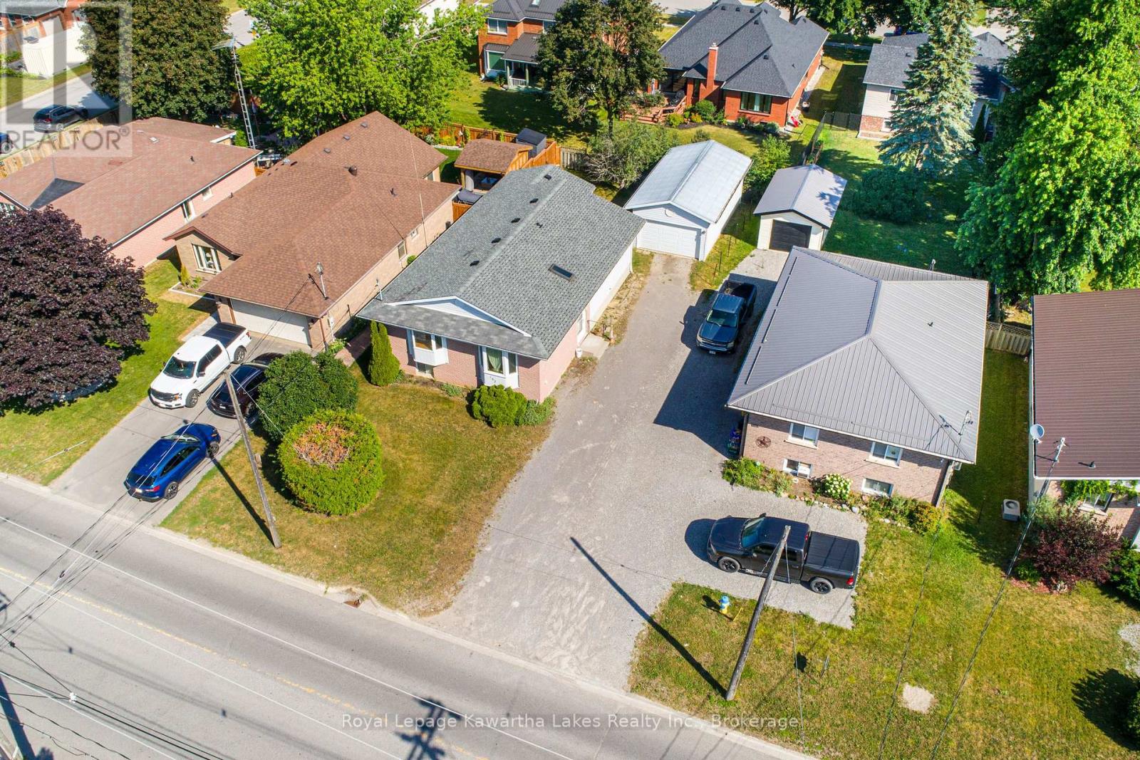 182 Colborne Street W, Kawartha Lakes (Lindsay), Ontario  K9V 6A1 - Photo 2 - X13822416