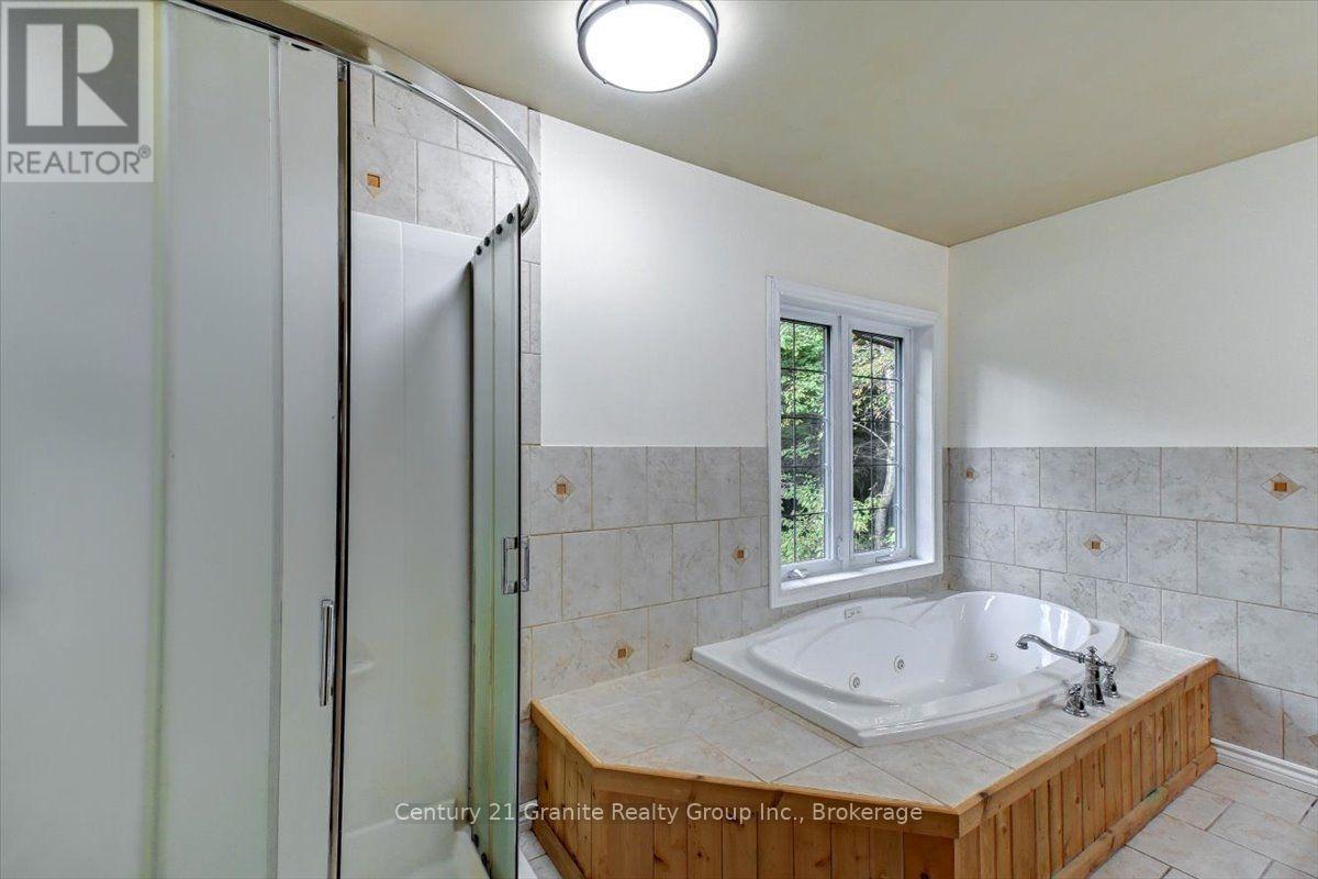 649 Madawaska Road, Hastings Highlands (Wicklow Ward), Ontario  K0L 2S0 - Photo 25 - X13822812