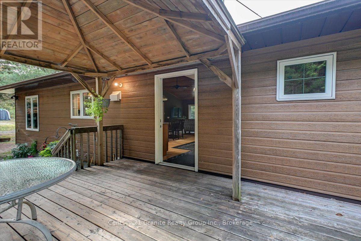 649 Madawaska Road, Hastings Highlands (Wicklow Ward), Ontario  K0L 2S0 - Photo 30 - X13822812