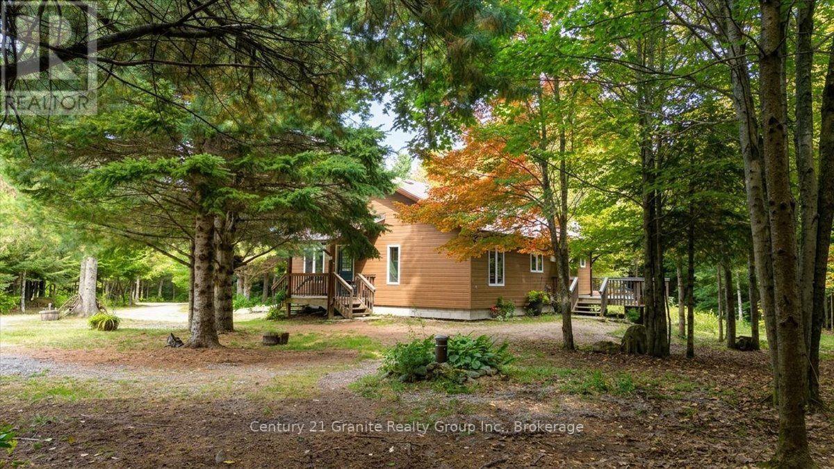 649 Madawaska Road, Hastings Highlands (Wicklow Ward), Ontario  K0L 2S0 - Photo 38 - X13822812
