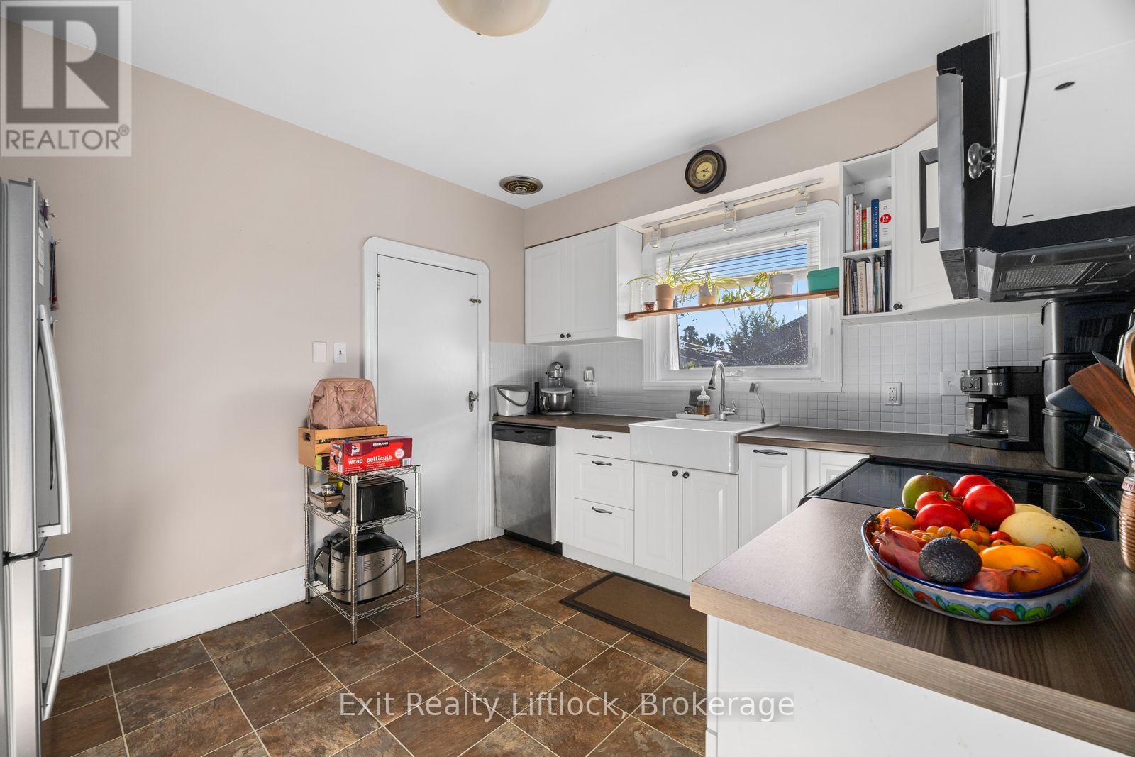 545 Braidwood Avenue, Peterborough (Otonabee Ward 1), Ontario  K9J 1V9 - Photo 16 - X13823022