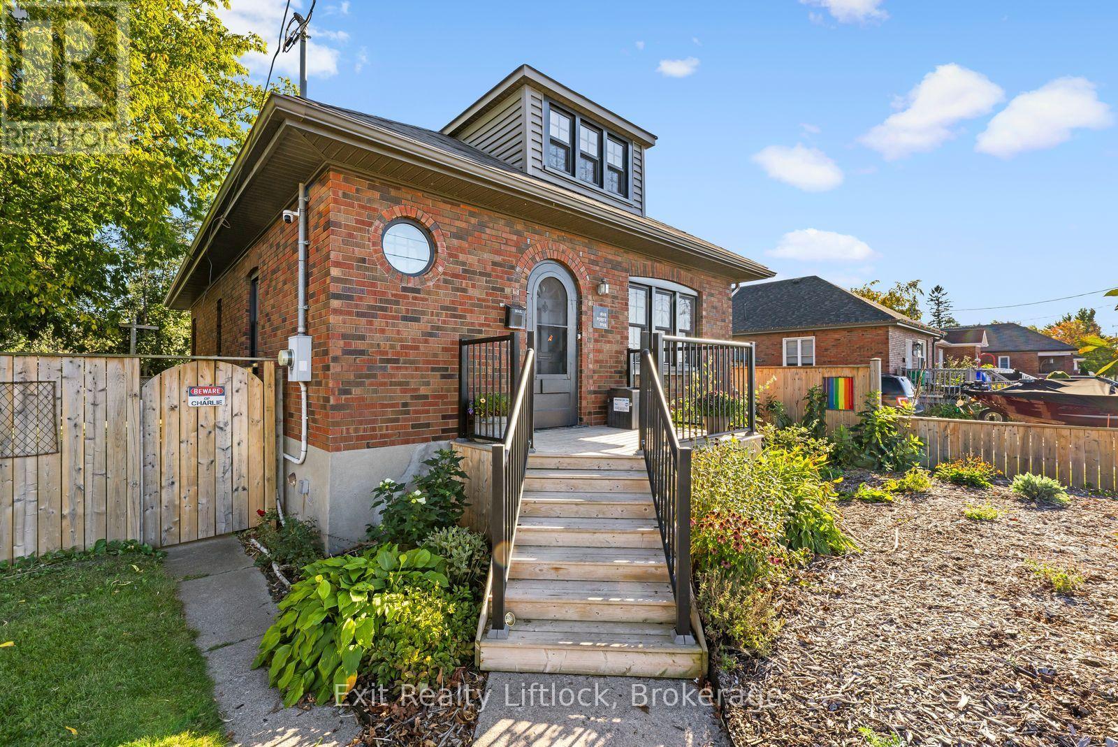 545 Braidwood Avenue, Peterborough (Otonabee Ward 1), Ontario  K9J 1V9 - Photo 4 - X13823022