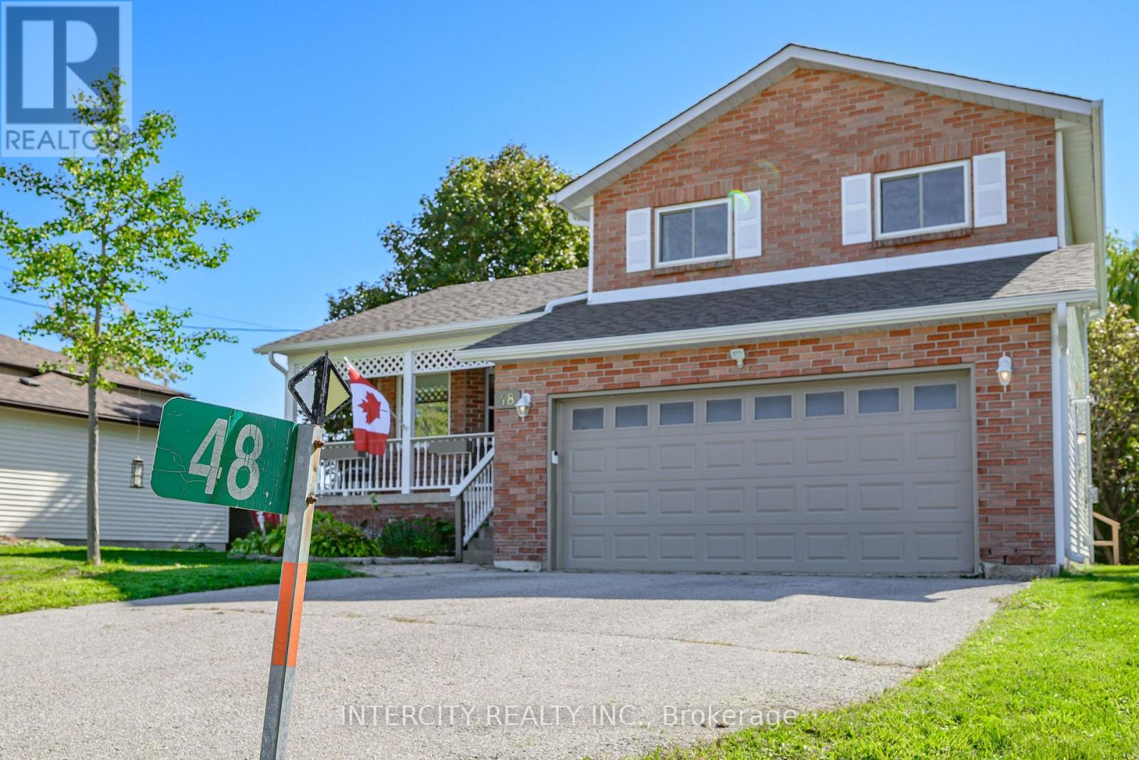 48 Champlain Boulevard, Kawartha Lakes (Lindsay), Ontario  K9V 0J1 - Photo 2 - X13823722