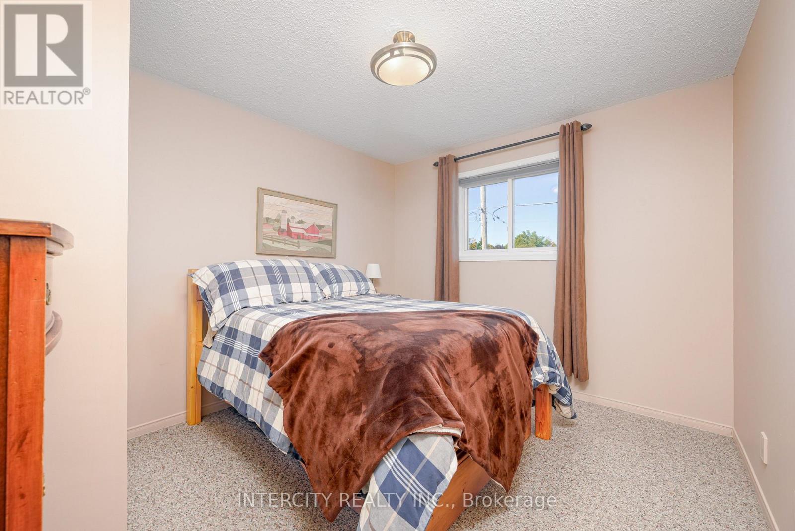 48 Champlain Boulevard, Kawartha Lakes (Lindsay), Ontario  K9V 0J1 - Photo 34 - X13823722