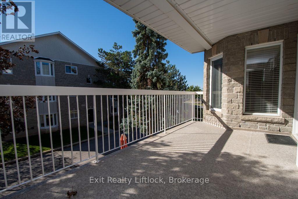 202 C - 1099 Clonsilla Avenue, Peterborough (Otonabee Ward 1), Ontario  K9J 8L8 - Photo 28 - X13823988
