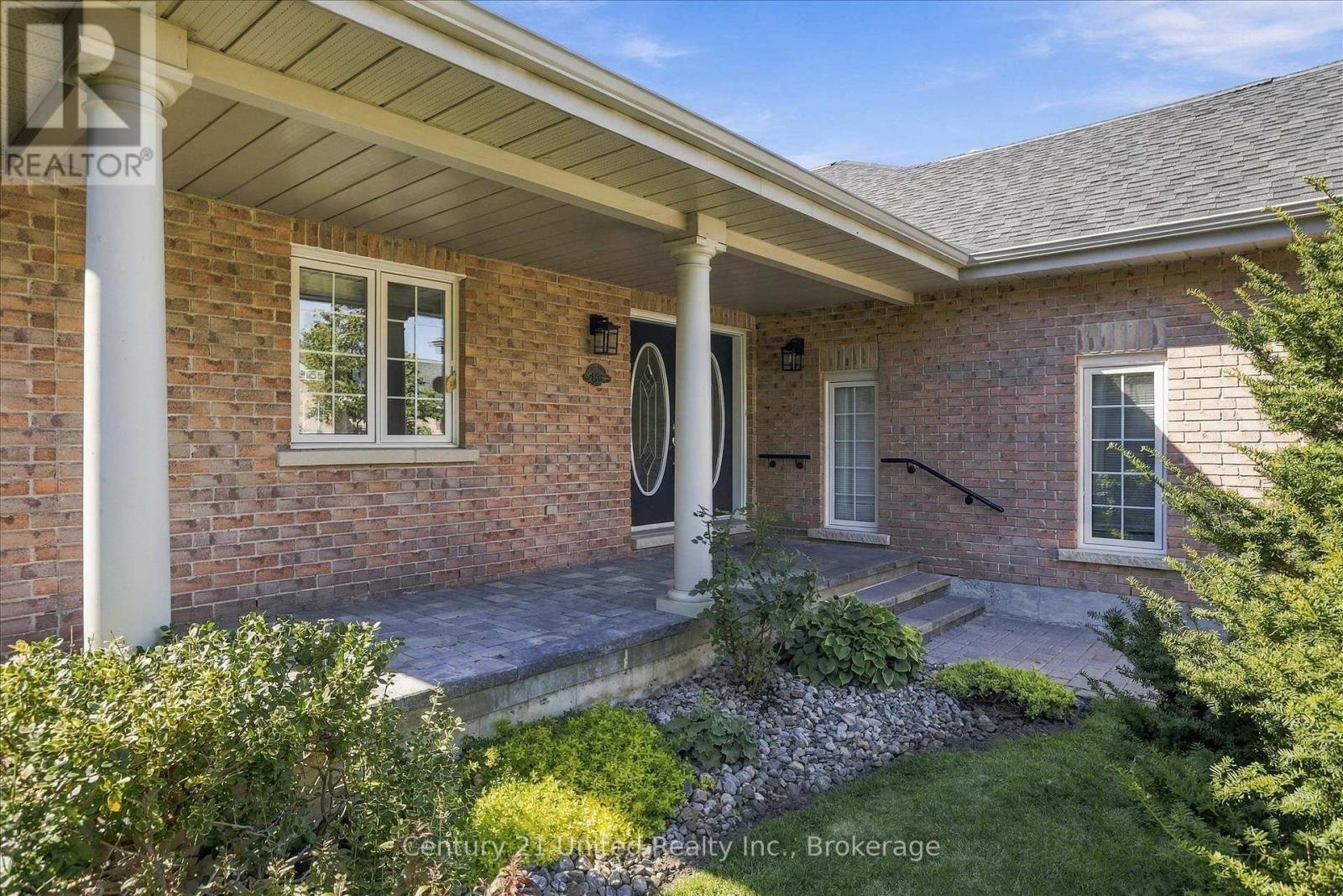 611 - 1742 Ravenwood Drive, Peterborough (Monaghan Ward 2), Ontario  K9K 2R6 - Photo 5 - X13824722