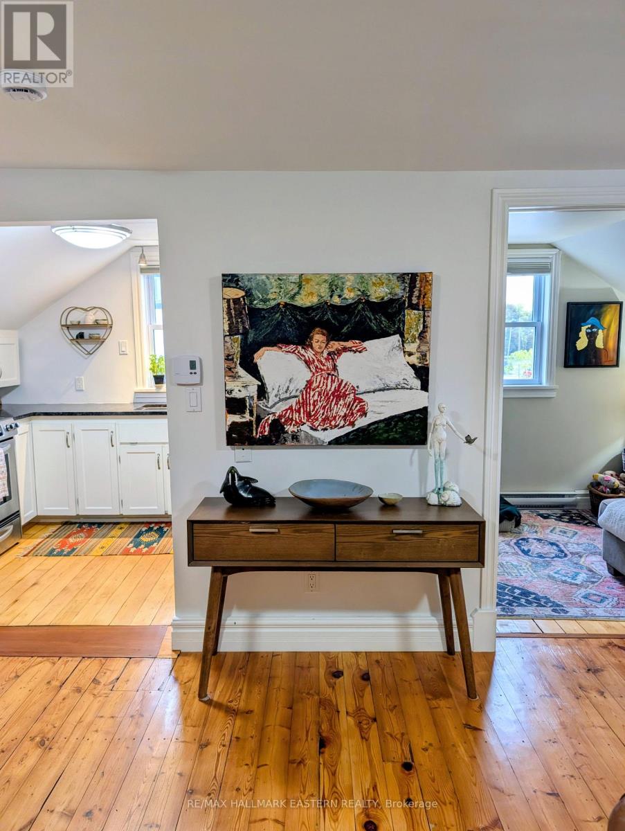 46 Queen Street, Selwyn, Ontario  K0L 2H0 - Photo 11 - X13825270
