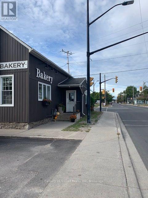 127 Queen Street, Selwyn, Ontario  K0L 2H0 - Photo 10 - X13825424