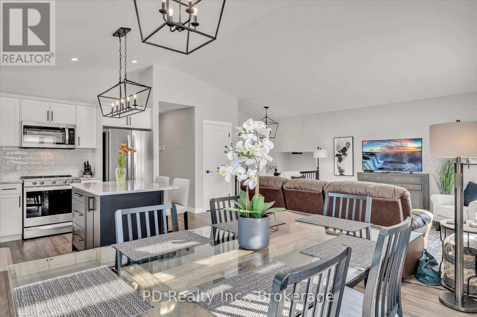 4 Queen Street N, Kawartha Lakes (Omemee), Ontario  K0L 2W0 - Photo 18 - X13826808