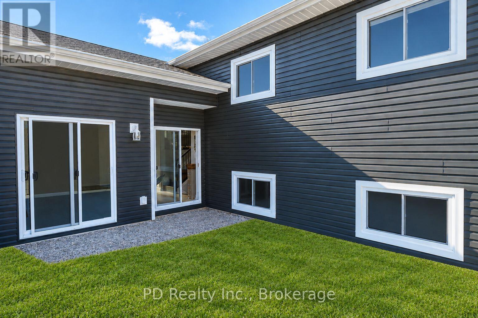 4 Queen Street N, Kawartha Lakes (Omemee), Ontario  K0L 2W0 - Photo 25 - X13826808