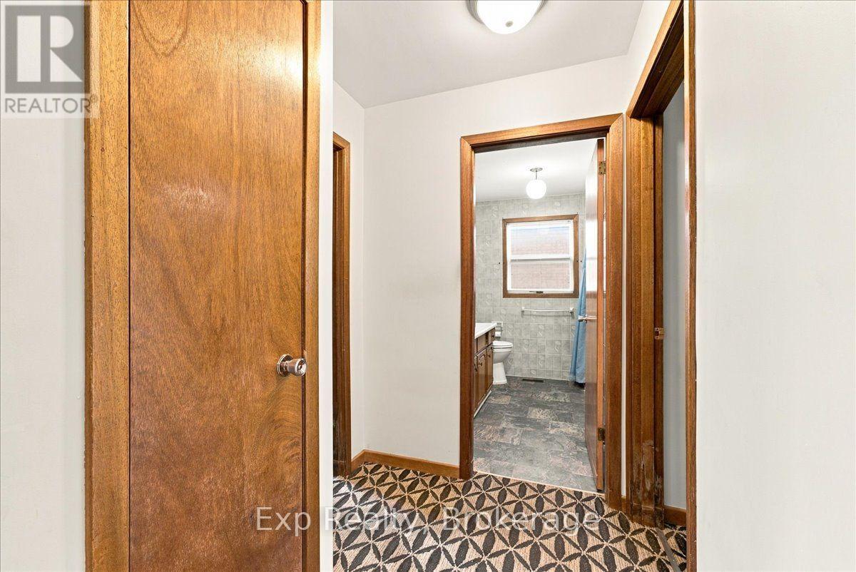 863 Wedgewood Court, Peterborough (Monaghan Ward 2), Ontario  K9J 7T8 - Photo 17 - X13827908