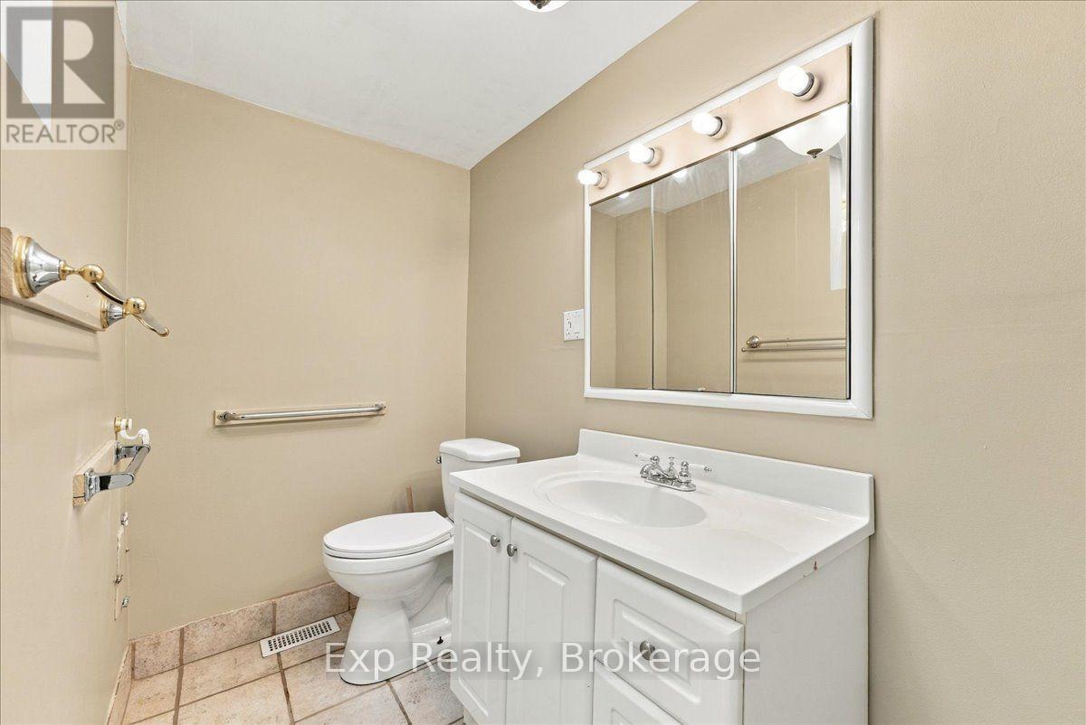 863 Wedgewood Court, Peterborough (Monaghan Ward 2), Ontario  K9J 7T8 - Photo 22 - X13827908