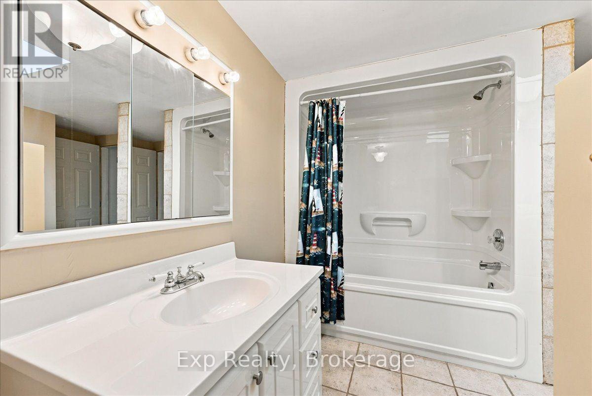 863 Wedgewood Court, Peterborough (Monaghan Ward 2), Ontario  K9J 7T8 - Photo 23 - X13827908