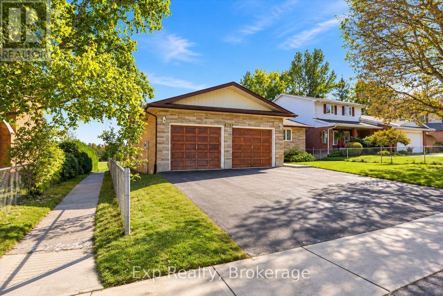 863 Wedgewood Court, Peterborough (Monaghan Ward 2), Ontario  K9J 7T8 - Photo 3 - X13827908