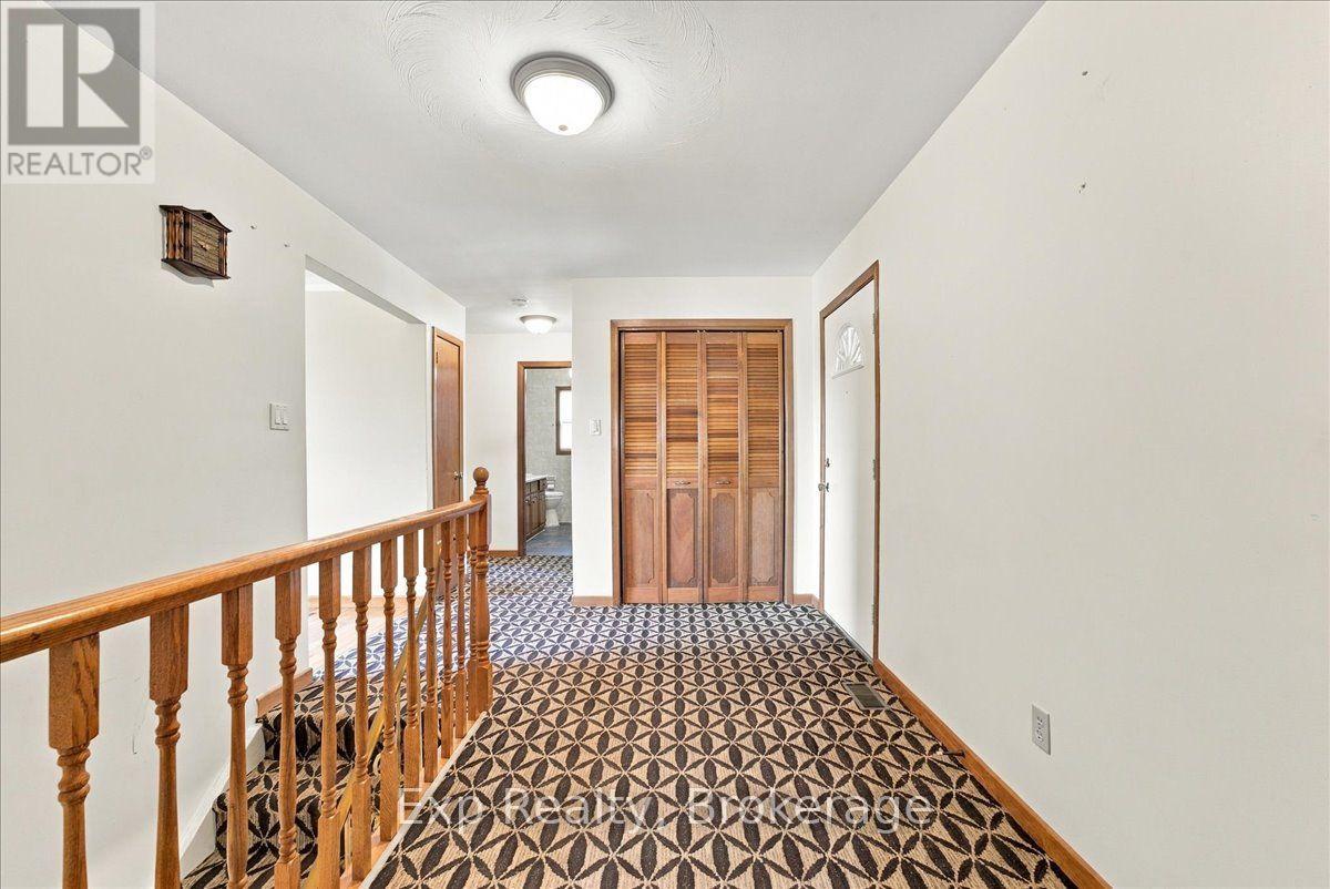 863 Wedgewood Court, Peterborough (Monaghan Ward 2), Ontario  K9J 7T8 - Photo 5 - X13827908