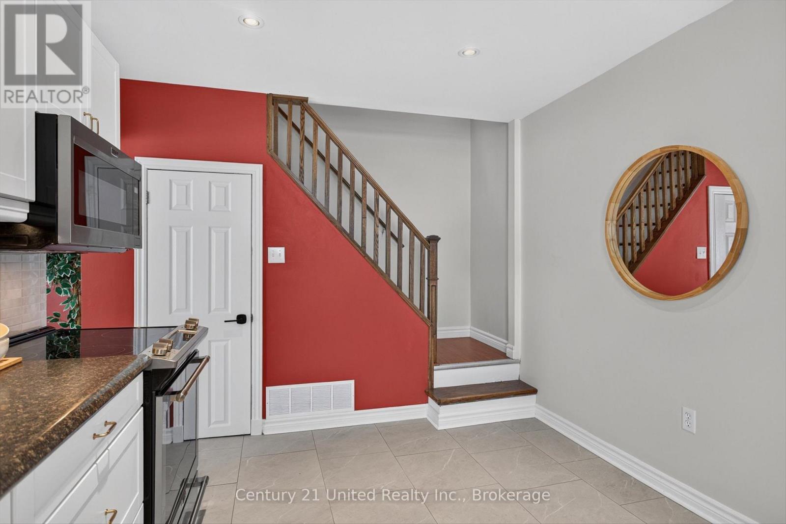 4 Bertie Street, Kawartha Lakes (Lindsay), Ontario  K9V 1J1 - Photo 14 - X13828450