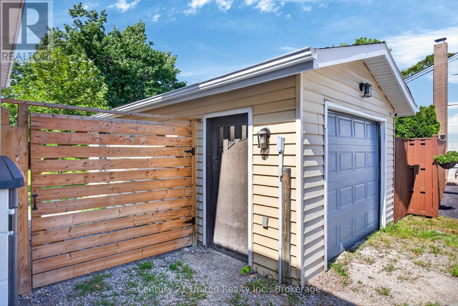 4 Bertie Street, Kawartha Lakes (Lindsay), Ontario  K9V 1J1 - Photo 33 - X13828450