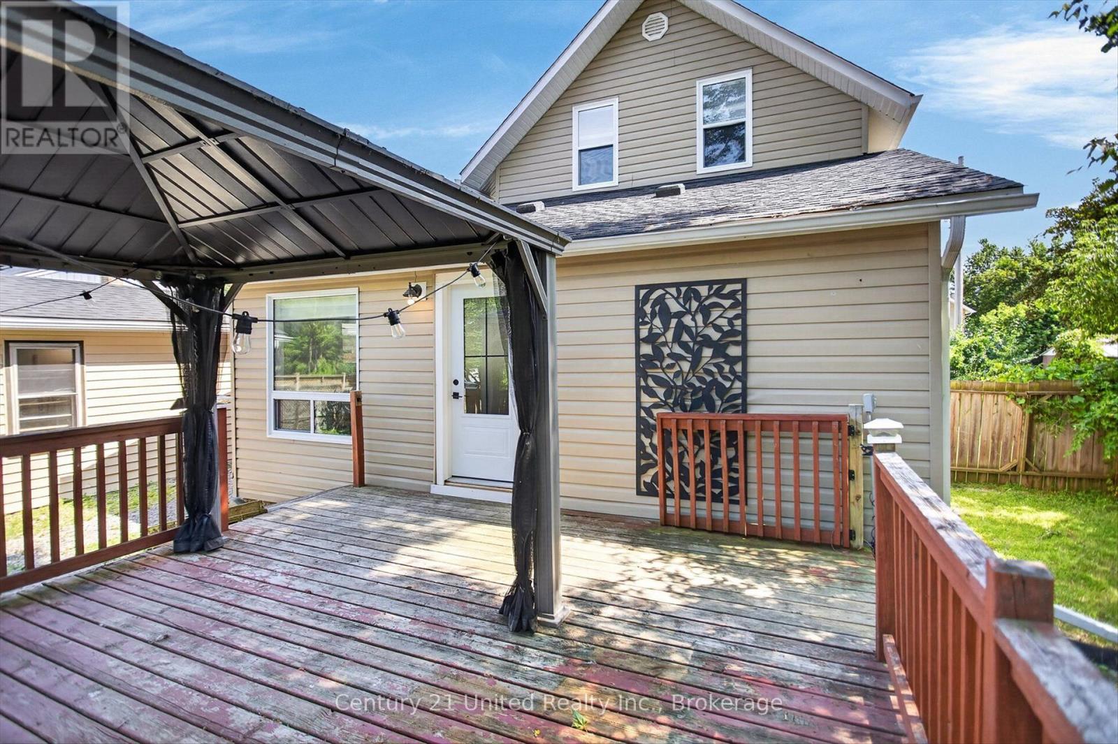 4 Bertie Street, Kawartha Lakes (Lindsay), Ontario  K9V 1J1 - Photo 38 - X13828450