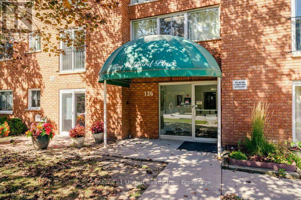 302 - 136 Ware Street, Peterborough (Town Ward 3), Ontario  K9J 2B8 - Photo 4 - X13829462