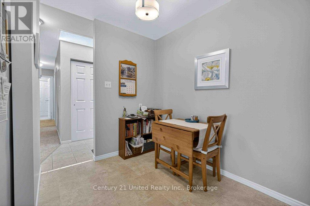303 - 2181 Walker Avenue, Peterborough (Ashburnham Ward 4), Ontario  K9L 1T6 - Photo 10 - X13829584