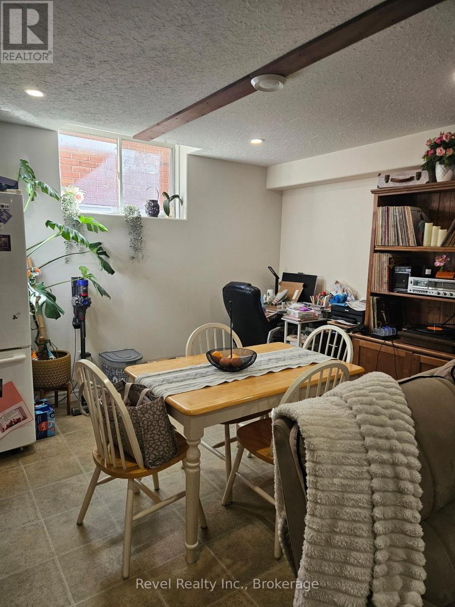 Lower - 59 Mcgibbon Boulevard, Kawartha Lakes (Lindsay), Ontario  K9V 6G4 - Photo 3 - X13831564