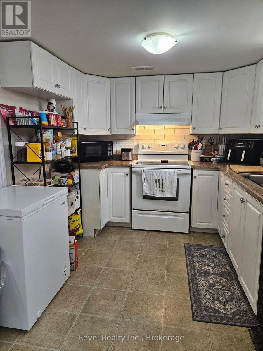 Lower - 59 Mcgibbon Boulevard, Kawartha Lakes (Lindsay), Ontario  K9V 6G4 - Photo 6 - X13831564