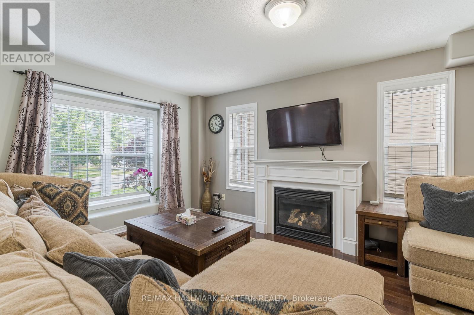 247 Bowen Drive, Peterborough (Northcrest Ward 5), Ontario  K9H 0B8 - Photo 11 - X13831724