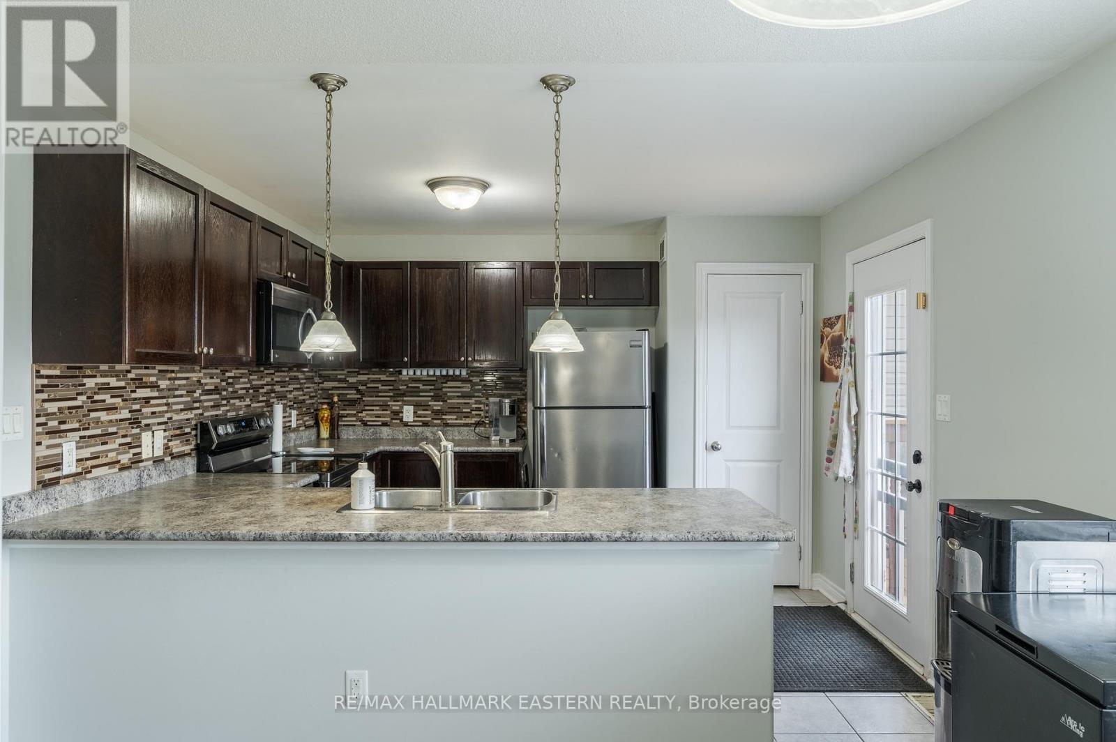 247 Bowen Drive, Peterborough (Northcrest Ward 5), Ontario  K9H 0B8 - Photo 19 - X13831724