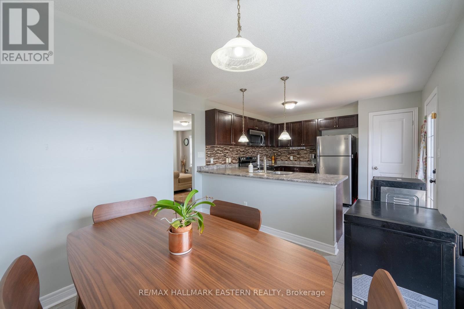247 Bowen Drive, Peterborough (Northcrest Ward 5), Ontario  K9H 0B8 - Photo 20 - X13831724