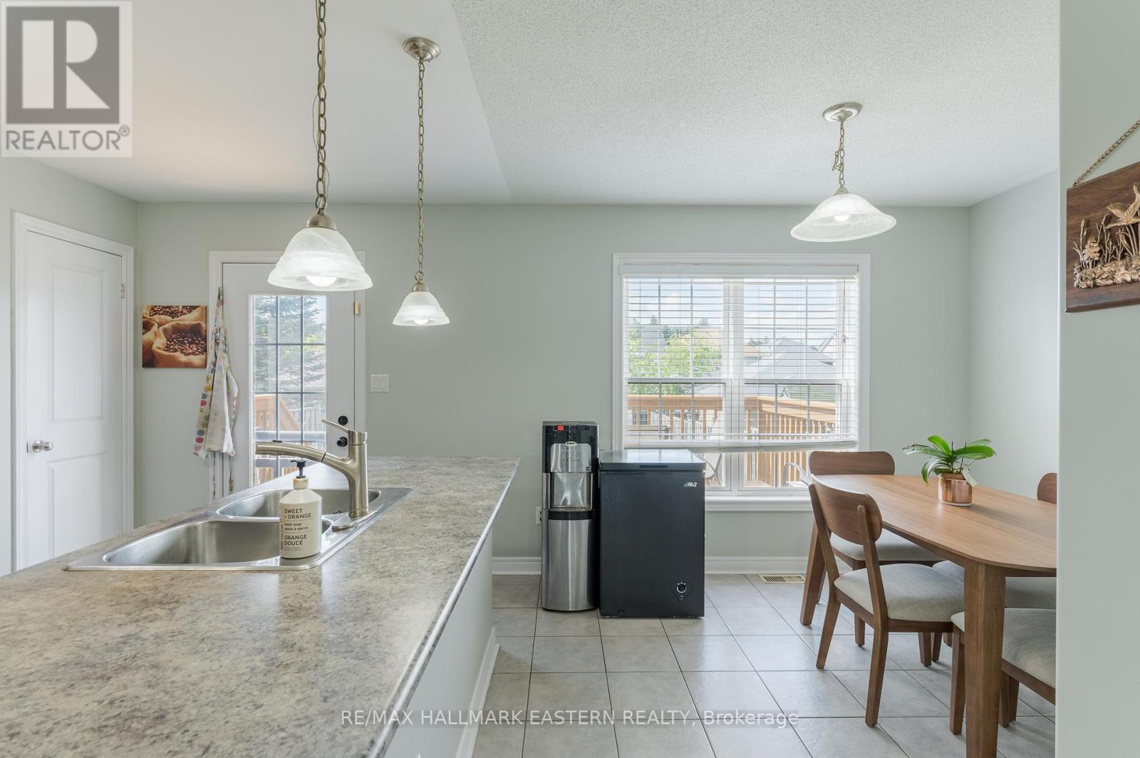 247 Bowen Drive, Peterborough (Northcrest Ward 5), Ontario  K9H 0B8 - Photo 22 - X13831724