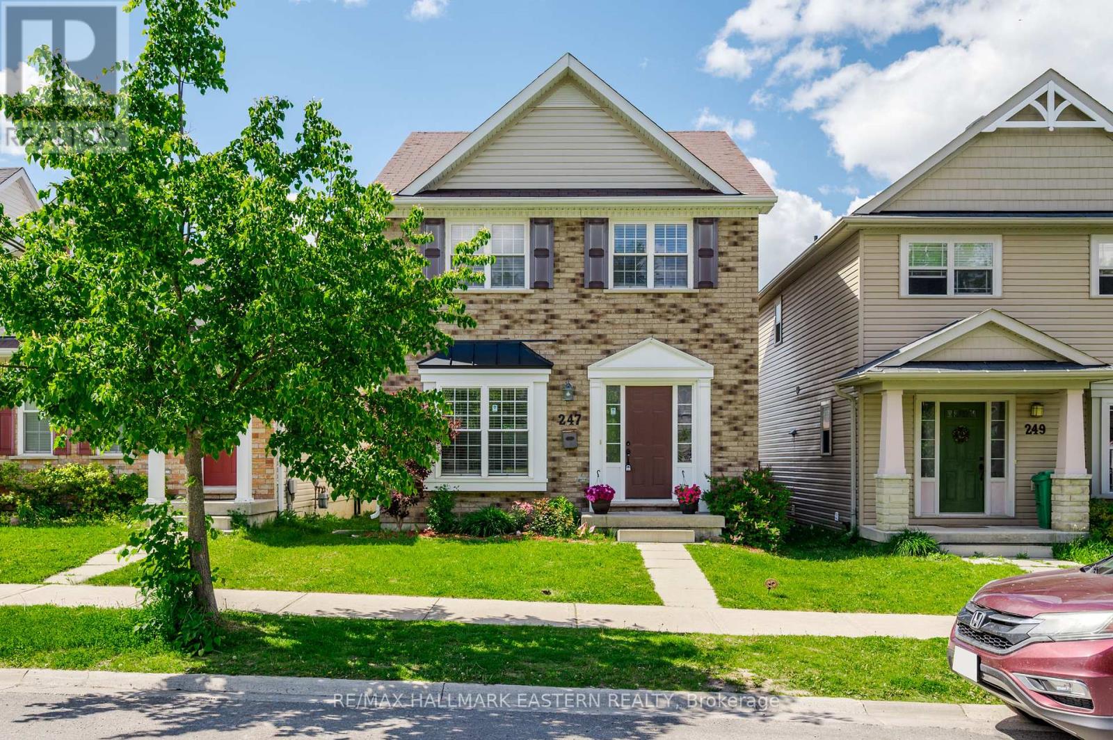 247 Bowen Drive, Peterborough (Northcrest Ward 5), Ontario  K9H 0B8 - Photo 3 - X13831724