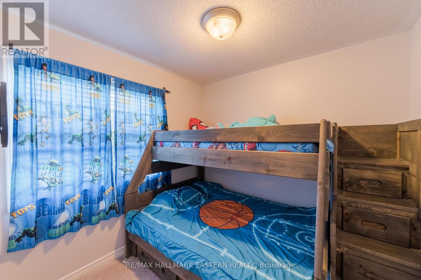 247 Bowen Drive, Peterborough (Northcrest Ward 5), Ontario  K9H 0B8 - Photo 32 - X13831724