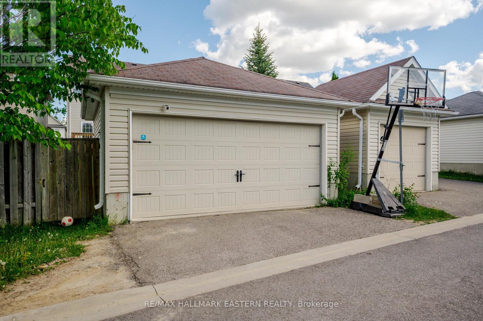 247 Bowen Drive, Peterborough (Northcrest Ward 5), Ontario  K9H 0B8 - Photo 46 - X13831724