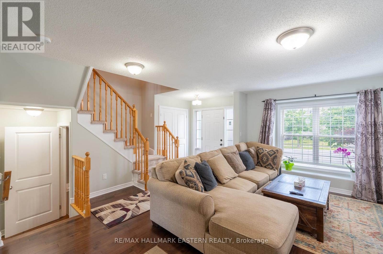 247 Bowen Drive, Peterborough (Northcrest Ward 5), Ontario  K9H 0B8 - Photo 9 - X13831724