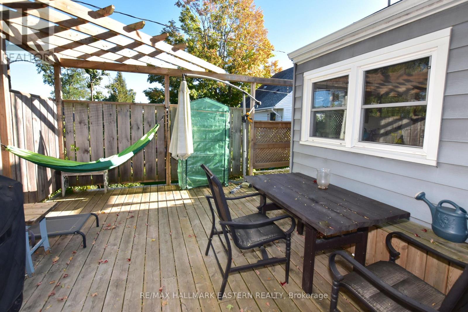 726 Fairbairn Street, Peterborough (Northcrest Ward 5), Ontario  K9H 6B6 - Photo 18 - X13833764