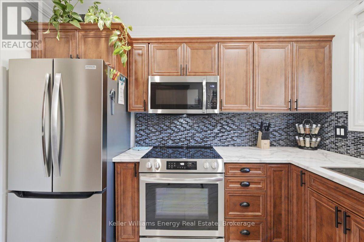 30 Dominion Drive, Kawartha Lakes (Lindsay), Ontario  K9V 1H7 - Photo 12 - X13834472