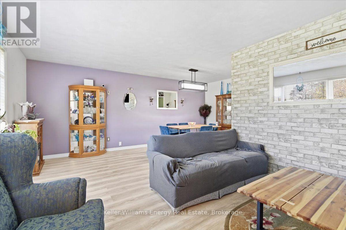 30 Dominion Drive, Kawartha Lakes (Lindsay), Ontario  K9V 1H7 - Photo 6 - X13834472