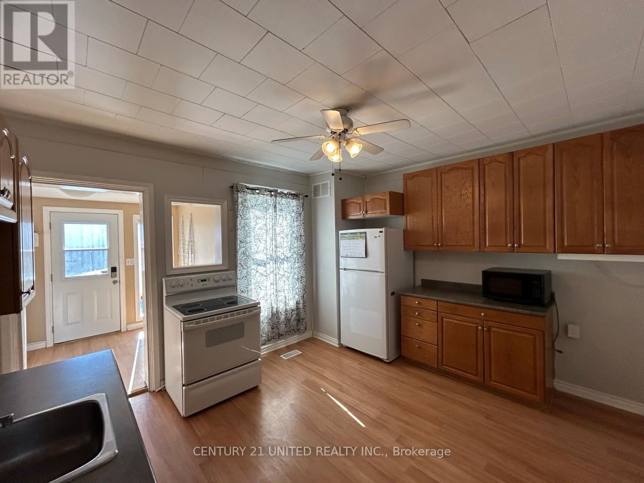 862 George Street N, Peterborough (Northcrest Ward 5), Ontario  K9H 3T7 - Photo 9 - X13835716