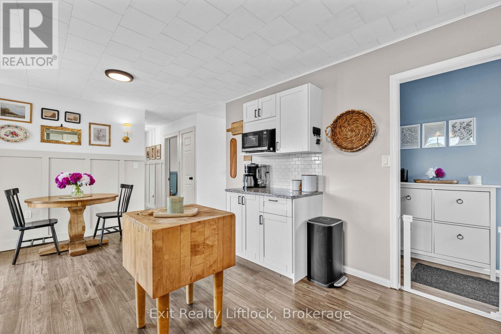 2917 Highway 28, Douro-Dummer, Ontario  K0L 2H0 - Photo 6 - X13835812