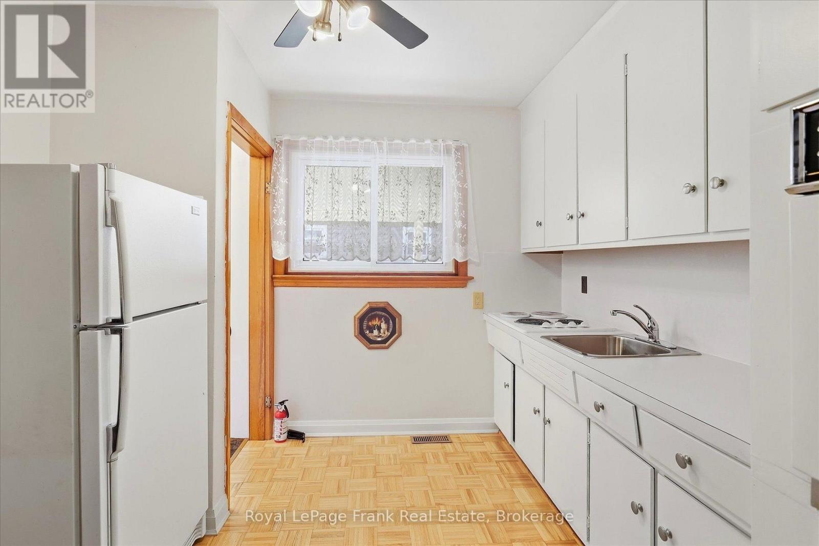 230 Euclid Avenue, Peterborough (Ashburnham Ward 4), Ontario  K9H 1M4 - Photo 8 - X13835916