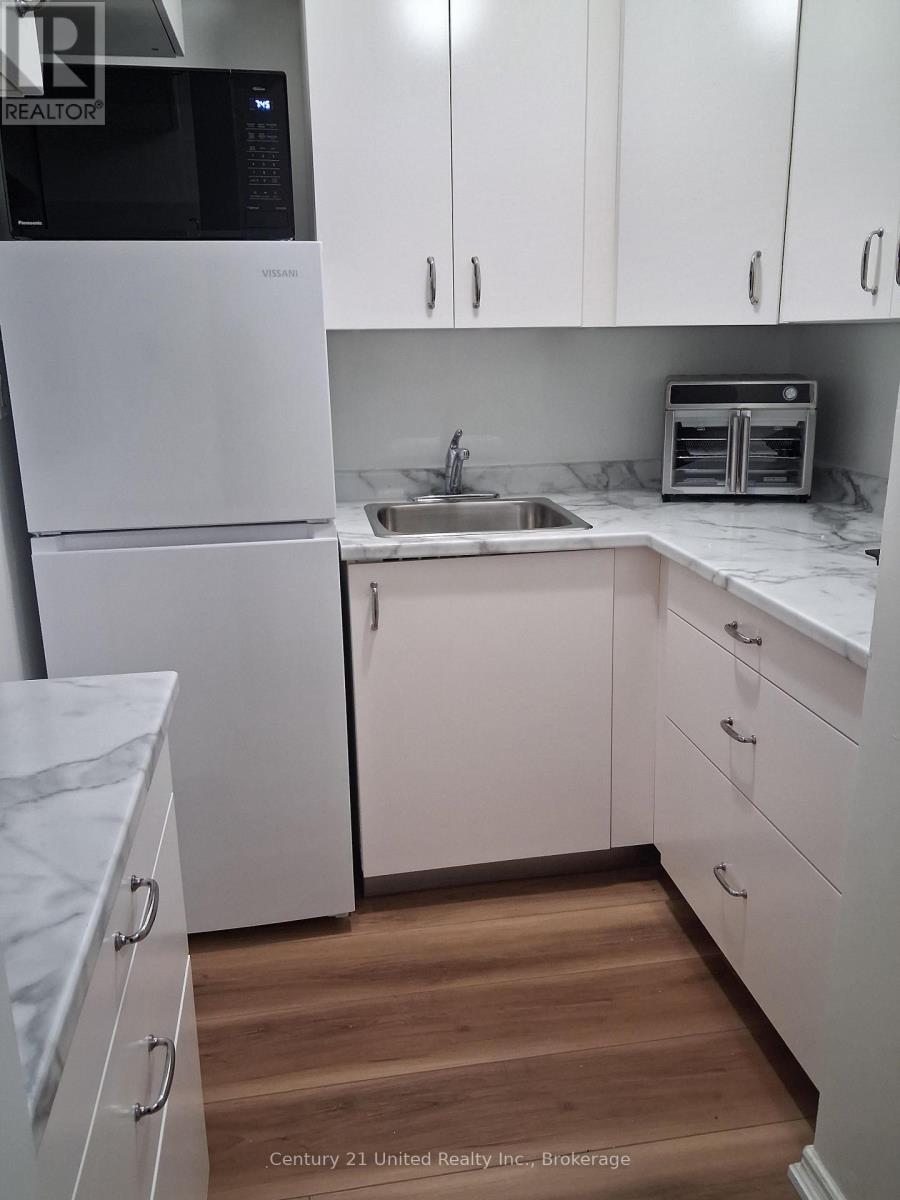 218 - 921 Armour Road, Peterborough (Ashburnham Ward 4), Ontario  K9H 7K5 - Photo 14 - X13836320