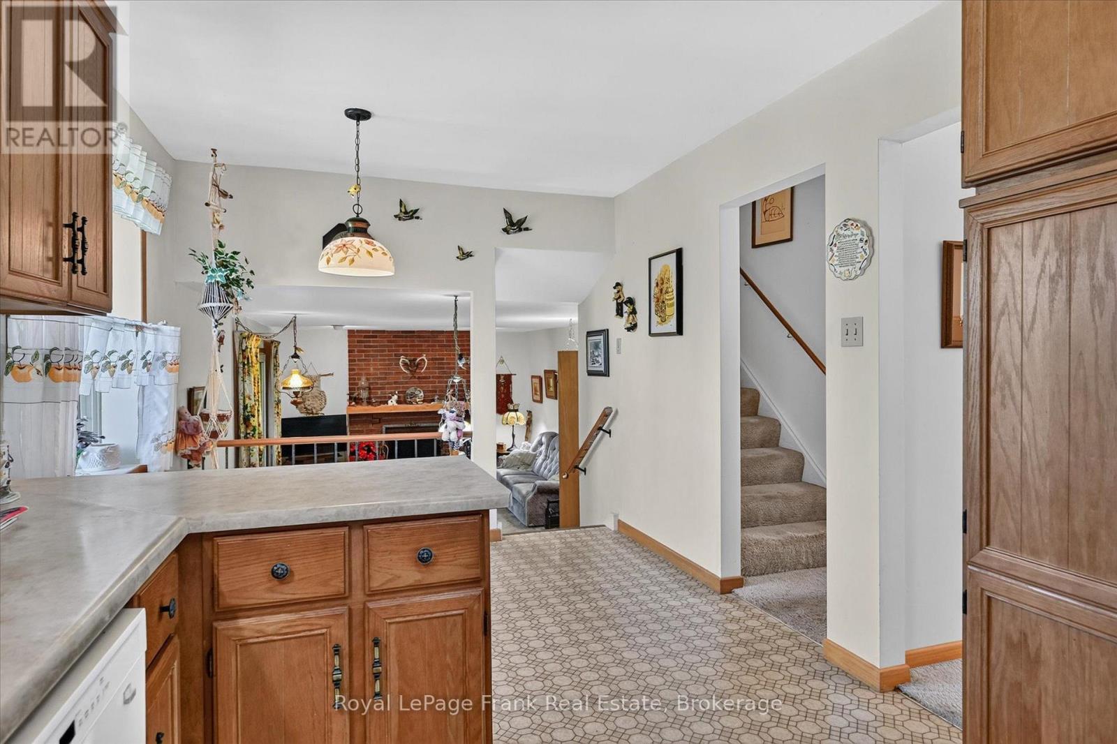 87 Oakwood Crescent, Peterborough (Monaghan Ward 2), Ontario  K9J 1N2 - Photo 14 - X13836360
