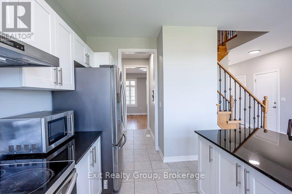 15 Summer Breeze Drive, Quinte West (Murray Ward), Ontario  K0L 1L0 - Photo 12 - X13837184
