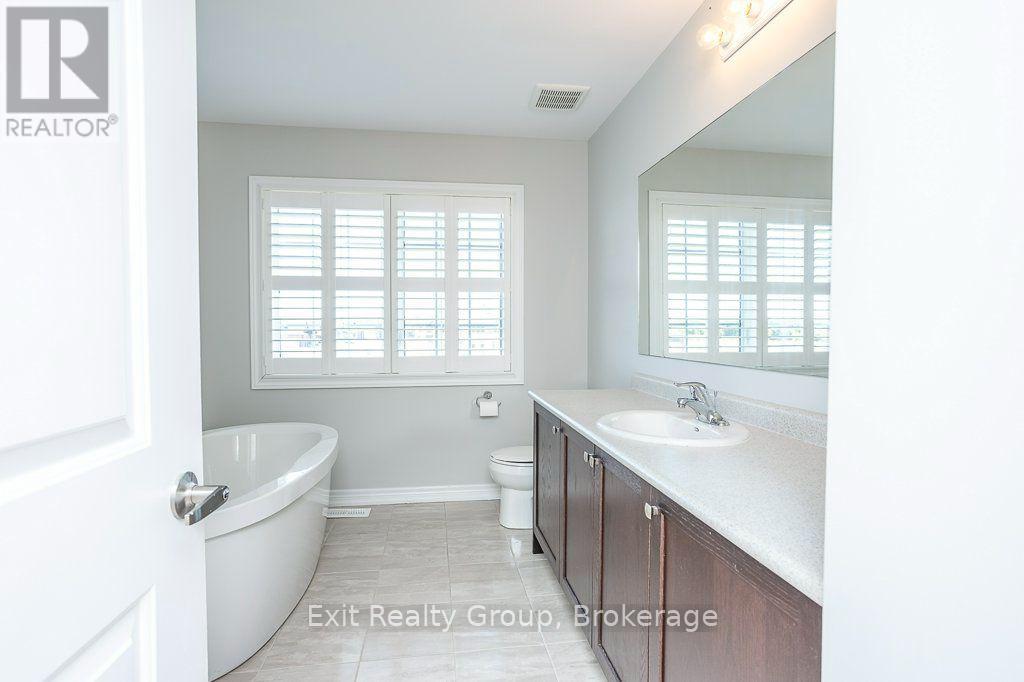15 Summer Breeze Drive, Quinte West (Murray Ward), Ontario  K0L 1L0 - Photo 29 - X13837184