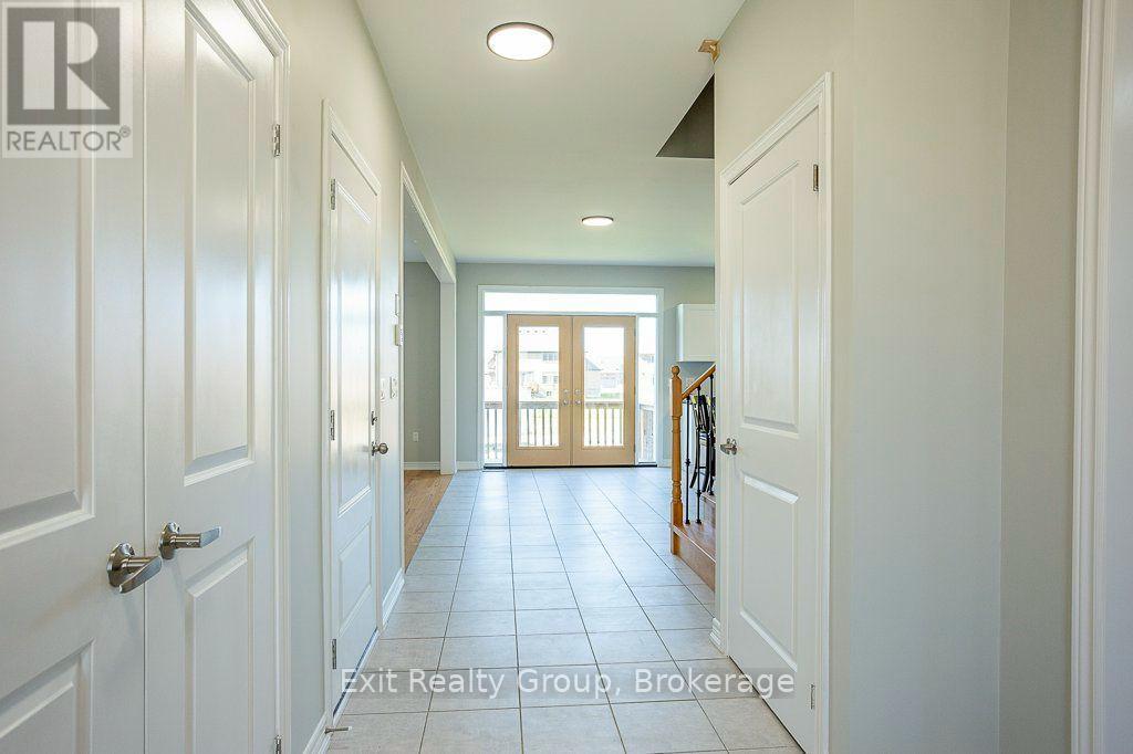 15 Summer Breeze Drive, Quinte West (Murray Ward), Ontario  K0L 1L0 - Photo 5 - X13837184