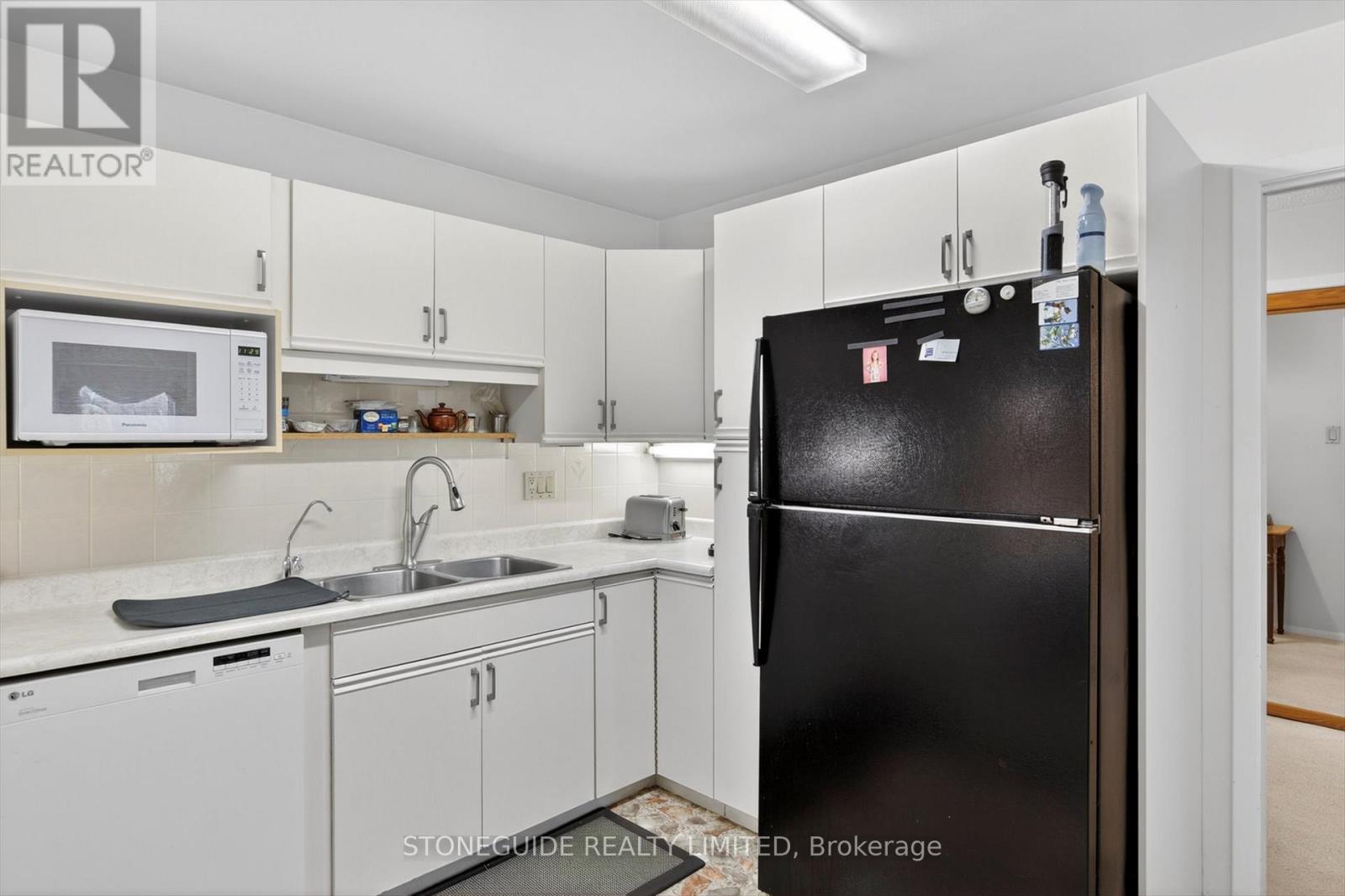 10 - 21 Paddock Wood, Peterborough (Ashburnham Ward 4), Ontario  K9H 7H2 - Photo 15 - X13839176