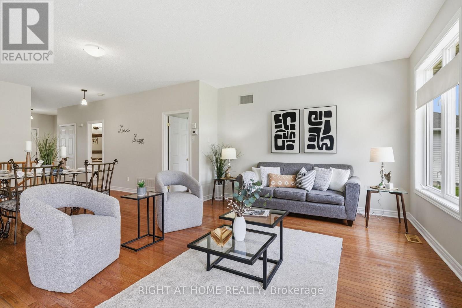 5 Park Place Lane, Clarington (Newcastle), Ontario  L1B 0B2 - Photo 7 - E13838894