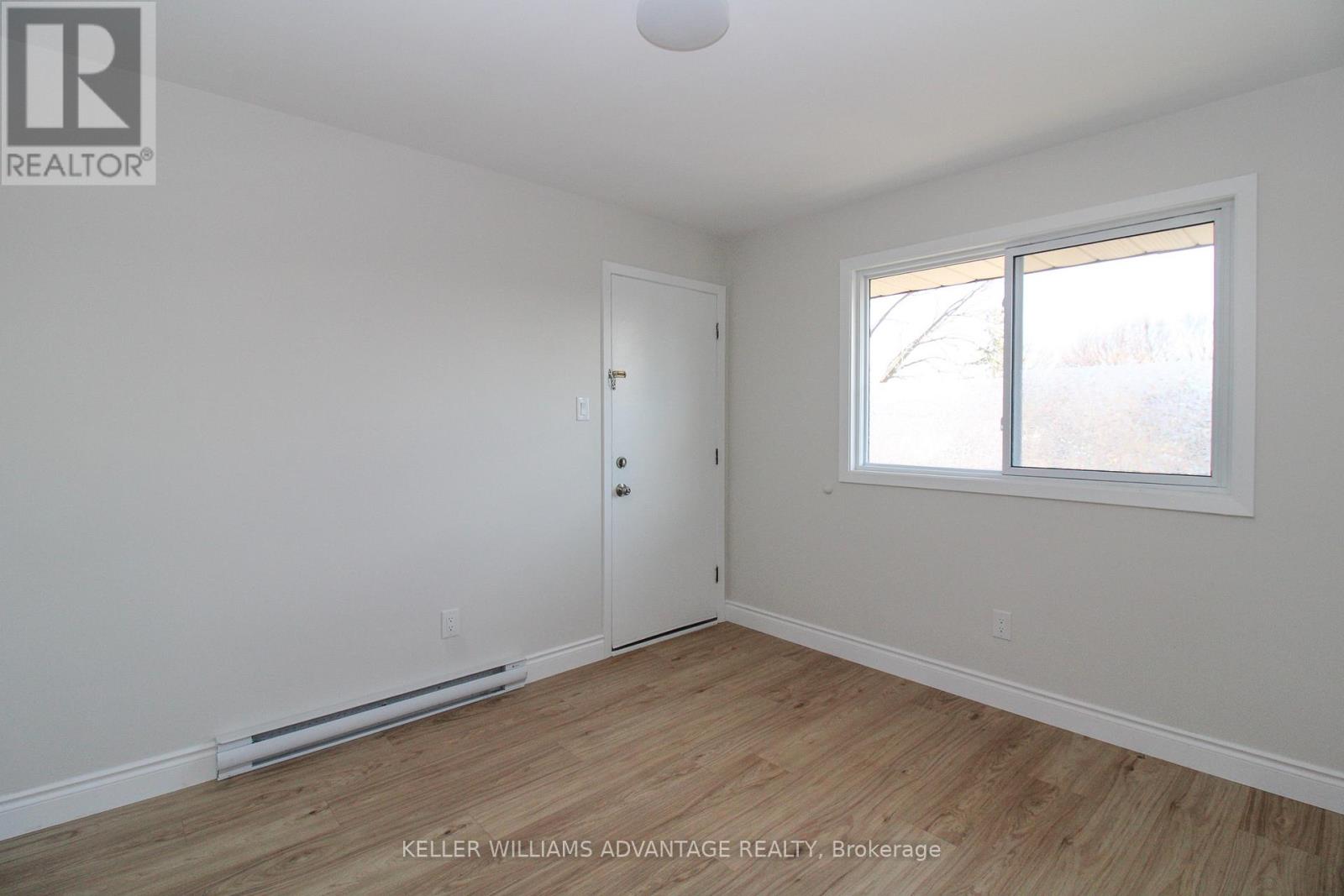 Upper - 506 Sherbrooke Street, Peterborough (Town Ward 3), Ontario  K9J 2P3 - Photo 12 - X13839840